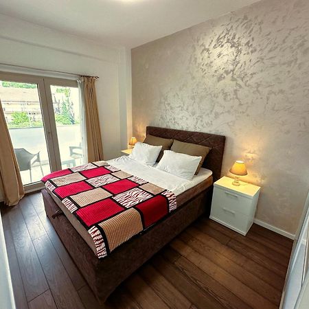 Stan Na Dan Podgorica Apartment Exterior photo