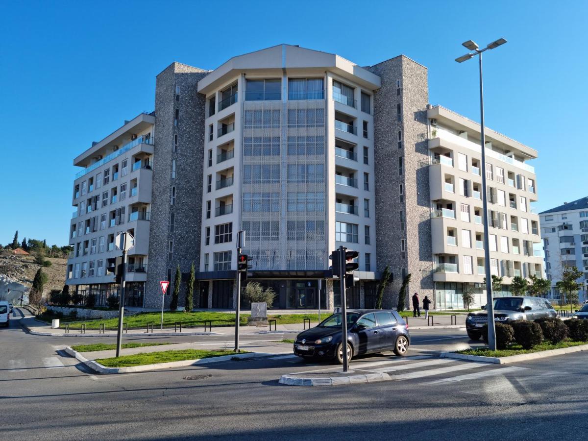 Stan Na Dan Podgorica Apartment Exterior photo